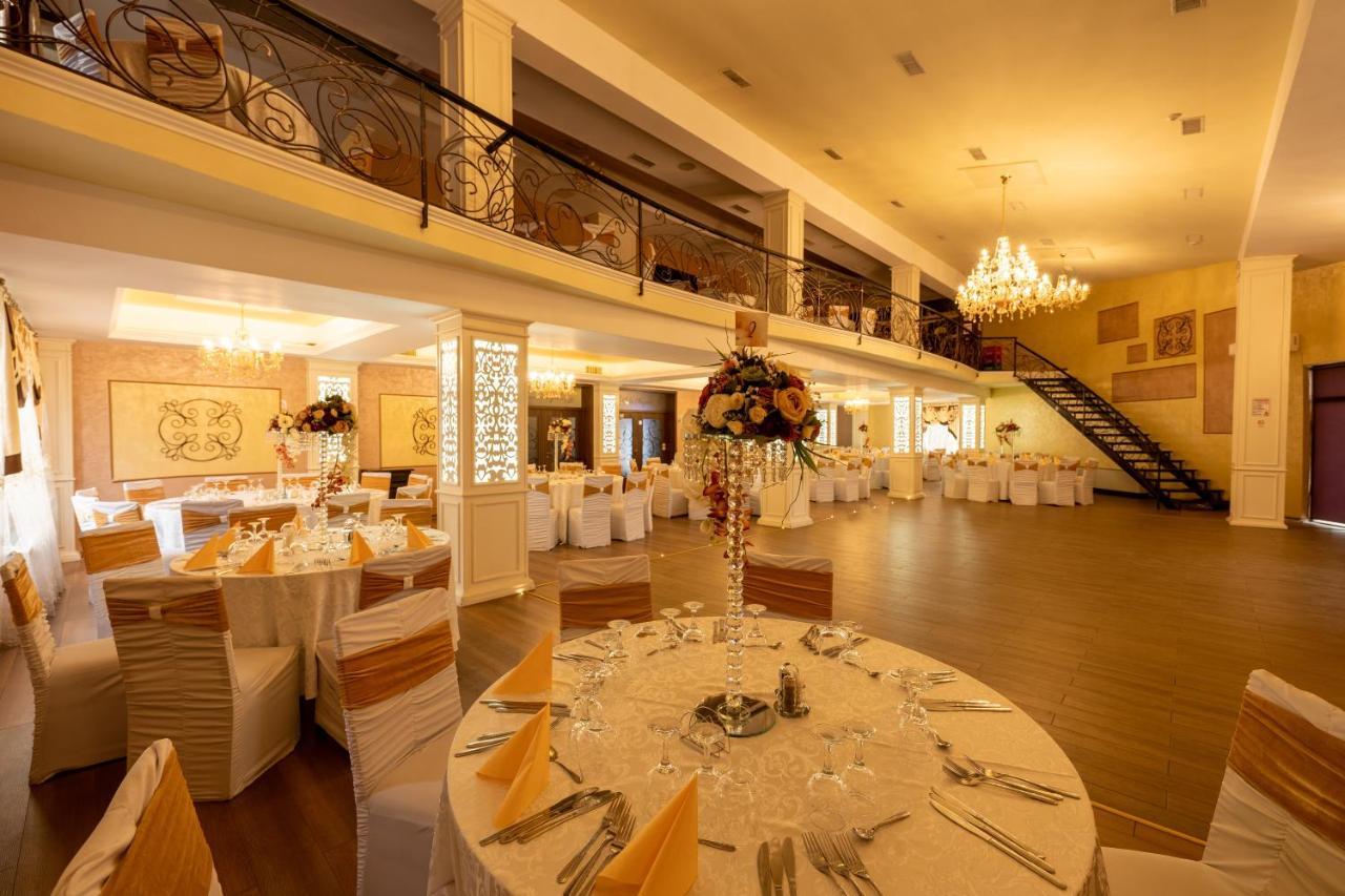 Hotel Coral Valea Lupului  Εξωτερικό φωτογραφία