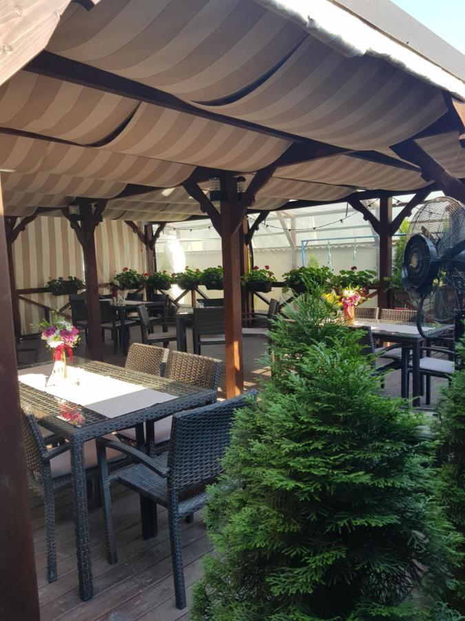 Hotel Coral Valea Lupului  Εξωτερικό φωτογραφία