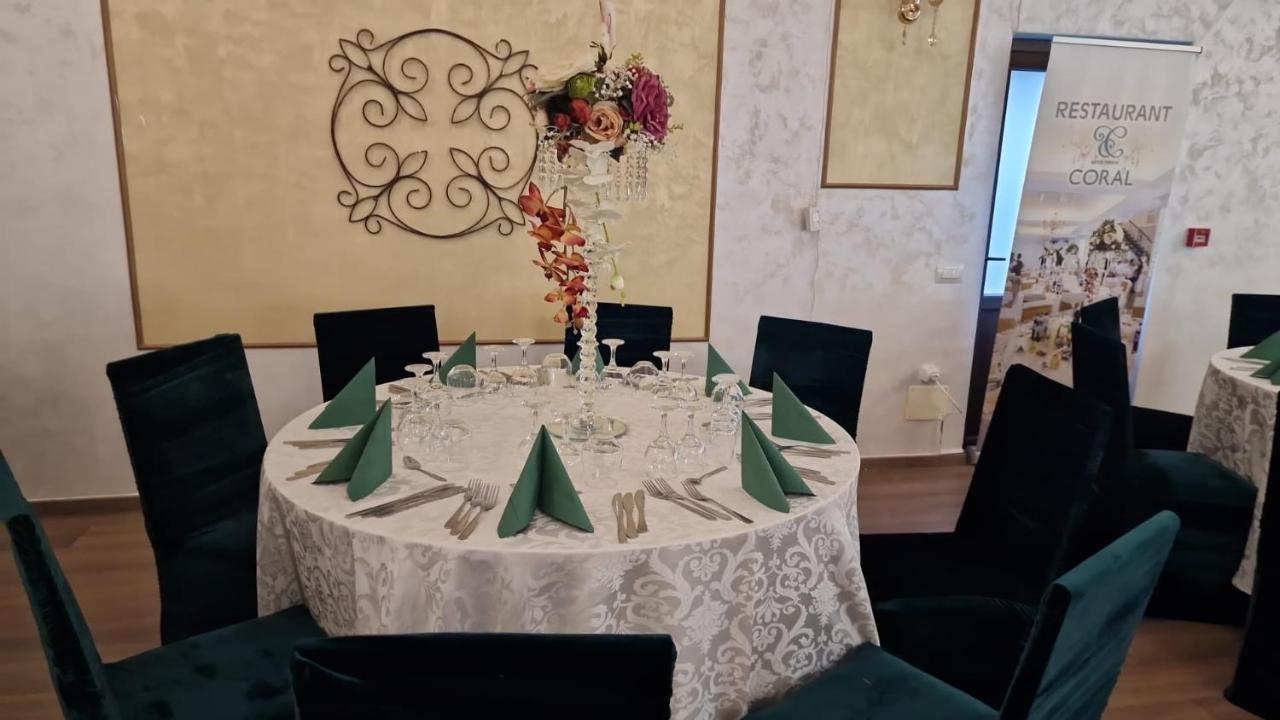 Hotel Coral Valea Lupului  Εξωτερικό φωτογραφία