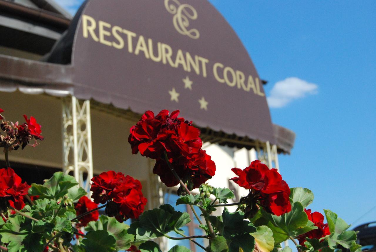 Hotel Coral Valea Lupului  Εξωτερικό φωτογραφία